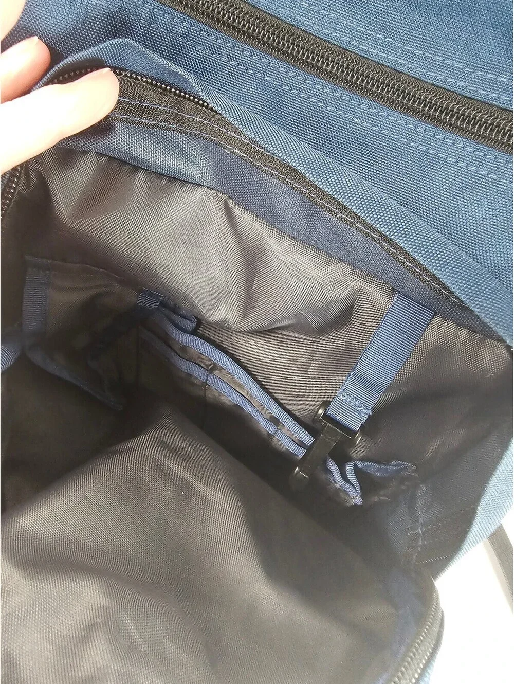 JanSport Classic Navy Blue Backpack with Multiple Compartments